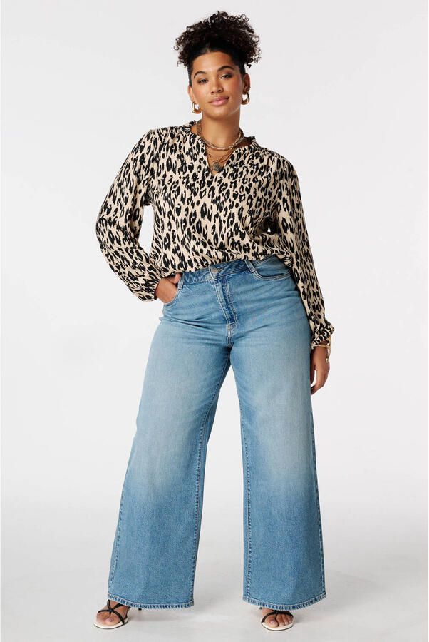 MS Mode top met dierenprint beige