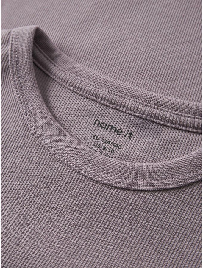 Name It Shirt met lange mouwen NKFNAKAL LS TOP NOOS in basisvorm en licht geribbelde kwaliteit