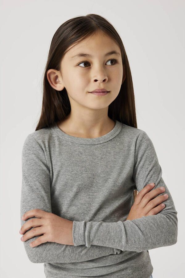 Name It Shirt met lange mouwen NKFNAKAL LS TOP NOOS in basisvorm en licht geribbelde kwaliteit