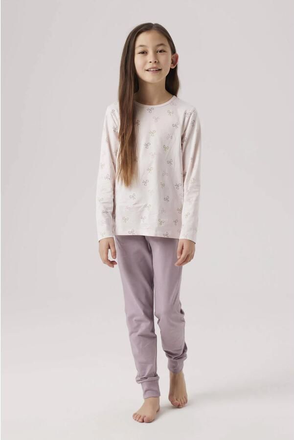 Name It Pyjama NKFNIGHTSET BARELY PINK BOW NOOS met alloverprint op het bovenstuk (set 2-delig)