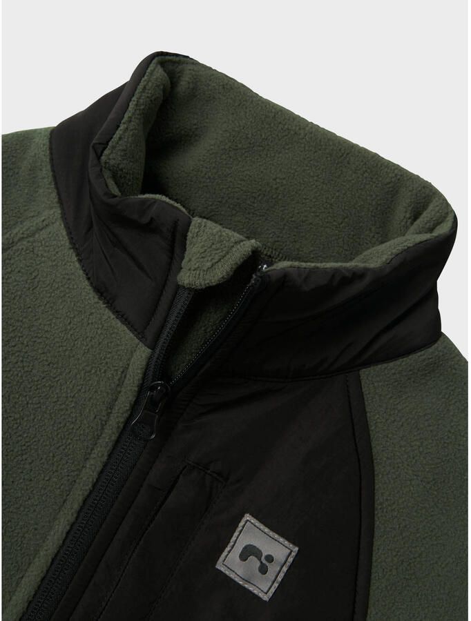 Name It Fleecejack NKNMYLES FLEECE JACKET NOOS in materiaalmix en coole colorblocking-look