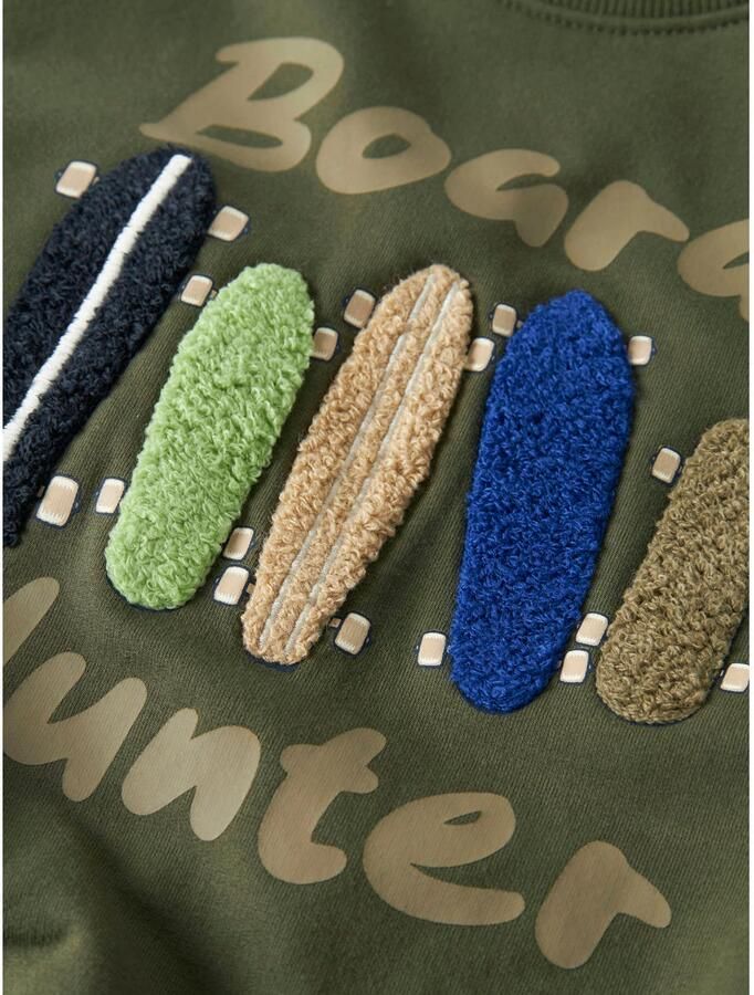 NAME IT MINI rechtvallende sweater met patches en print donkergroen Printopdruk
