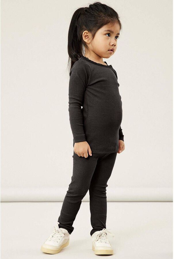 Name It Shirt met lange mouwen NMFKAB LS TOP NOOS in fijne rib en met schattige kanten rand aan de halslijn