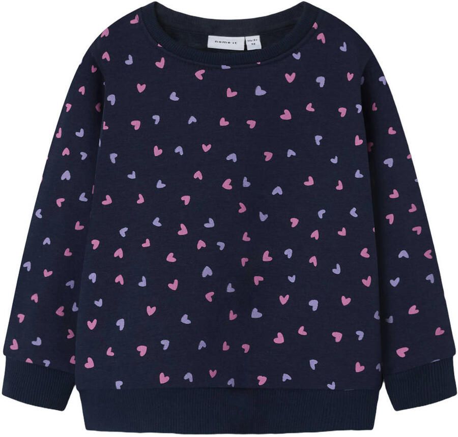 Name It Sweatshirt NMFDAVINA LS SWEAT FLEECE BRU NOOS in klassieke vorm en met geweldige alloverprint