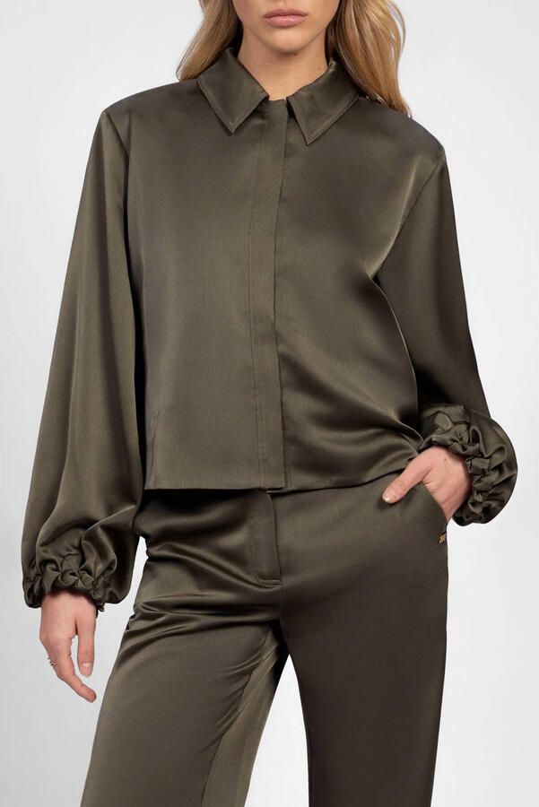 NIKKIE satijnen blouse groen