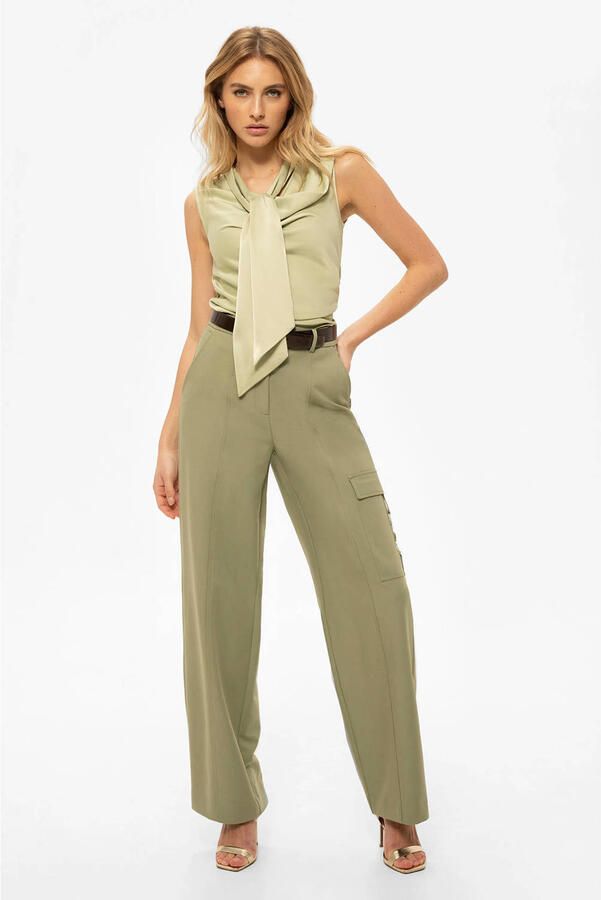 NIKKIE wide leg regular waist cargobroek olijfgroen