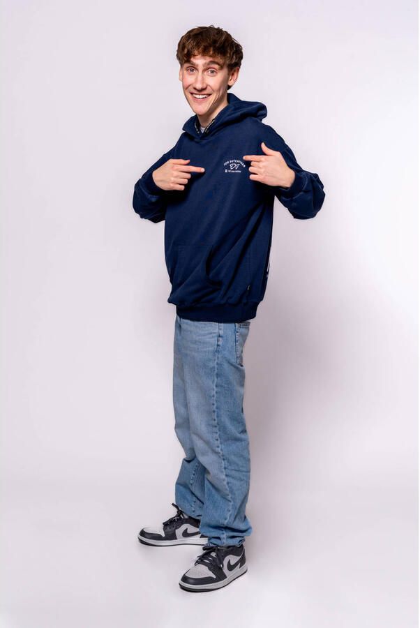 No Way Monday X Job Dutchtuber hoodie met backprint donkerblauw