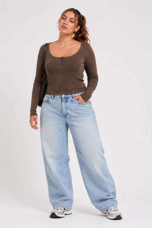 NOISY MAY Curve regular fit longsleeve Plus Size bruin