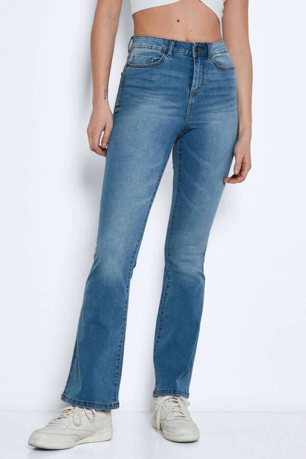 Noisy May Flared high waist jeans met stretch model 'Sallie'