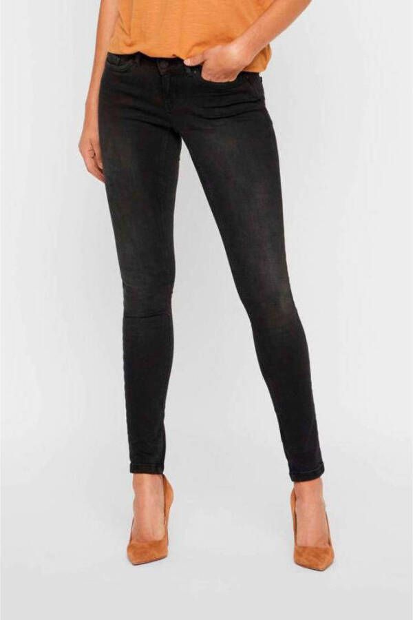 NOISY MAY low waisted skinny fit jeans NMEVE black