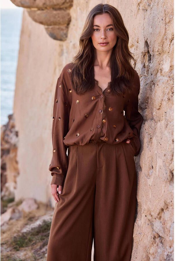 NUKUS blouse met pailletten camel - Foto 2