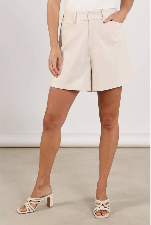 NUKUS regular high waist casual short beige