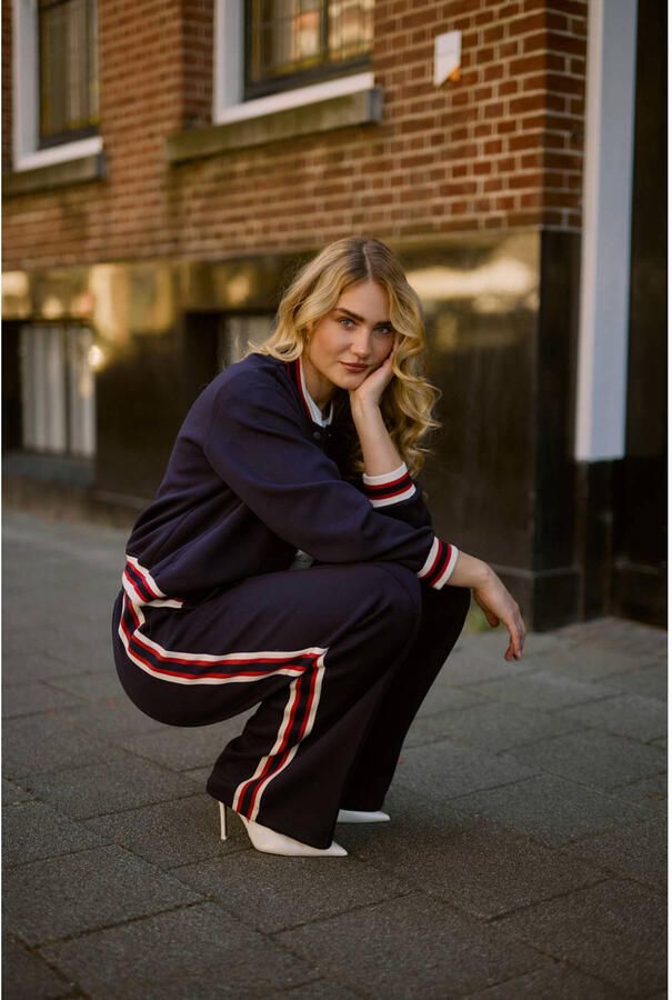 NUKUS regular waist flared broek donkerblauw - Foto 6