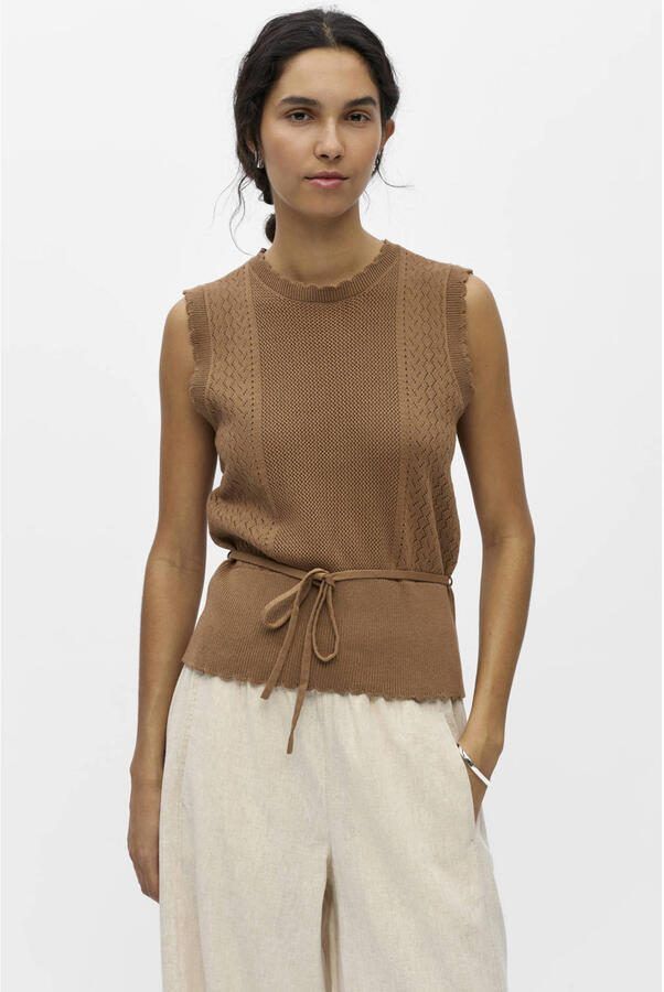 OBJECT top camel