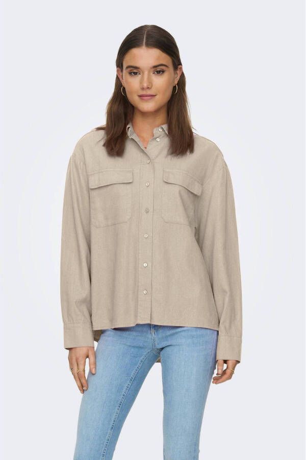 Only Oversized linnen blouse met paspelzakken op de borst model 'CARO'