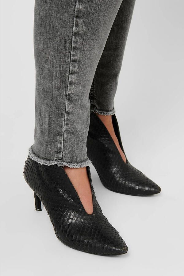 Only Carmakoma Carwilly Life Reg Sk Ank Jn Rea0918: Gray Denim | Freewear Grijs Gray Dames - Foto 2