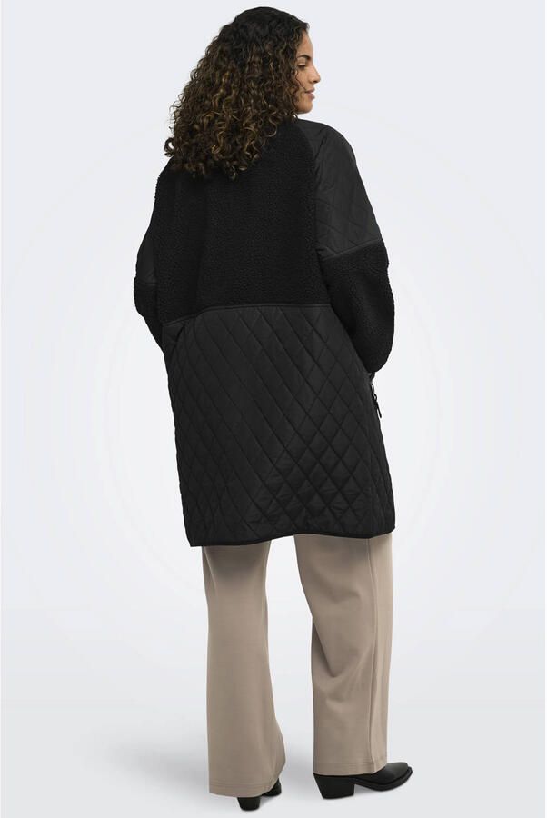 ONLY CARMAKOMA quilted mantel Plus Size zwart - Foto 3