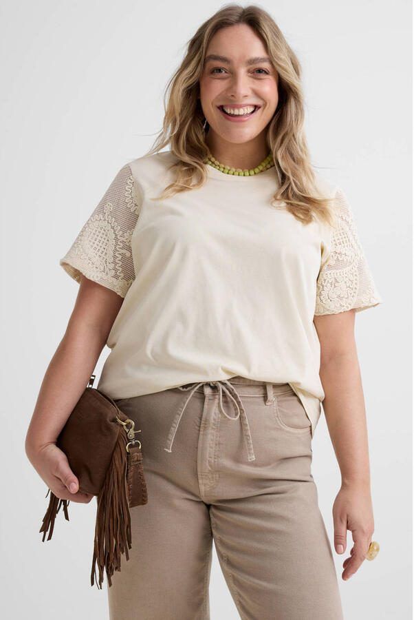 ONLY CARMAKOMA top