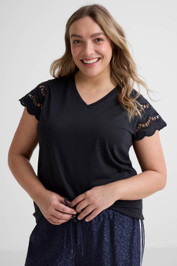 ONLY CARMAKOMA top zwart broderie