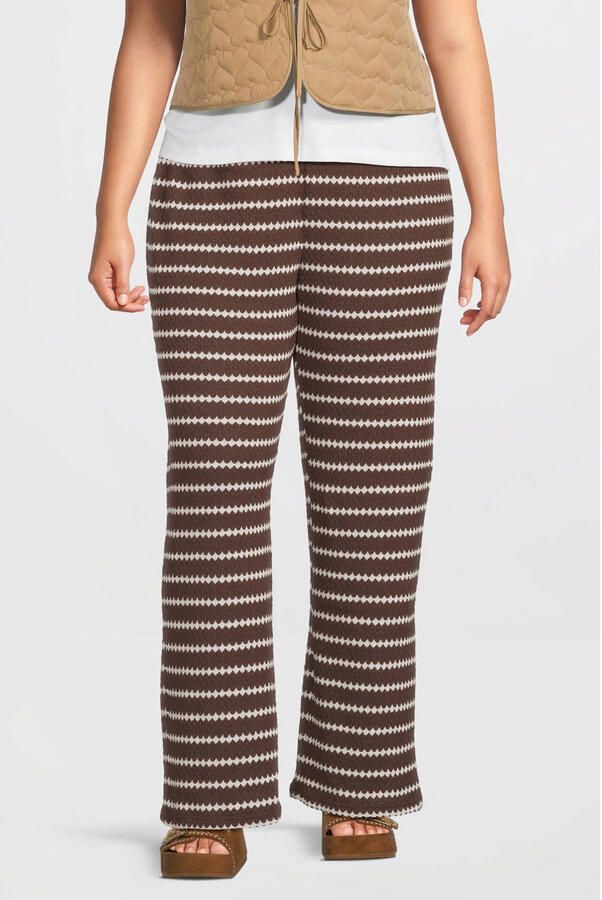ONLY CARMAKOMA wide leg regular waist gestreepte casual broek bruin