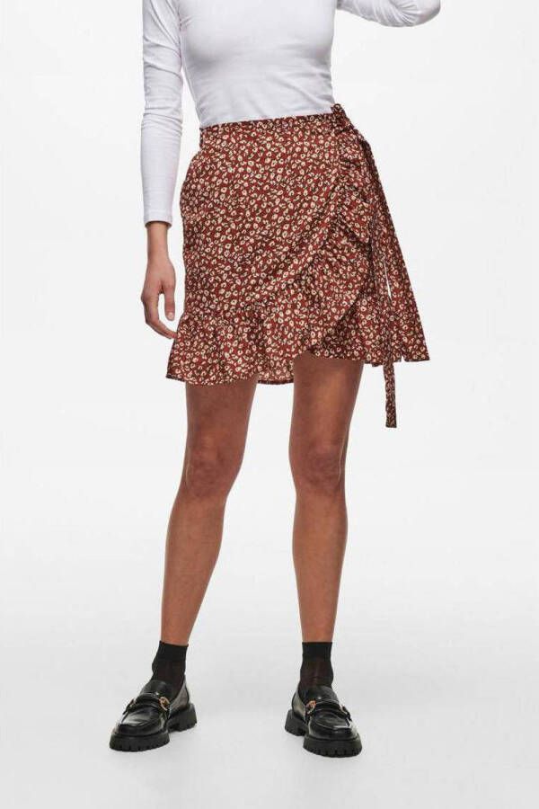 ONLY gebloemde wikkelrok ONLOLIVIA roodbruin zwart gebroken wit