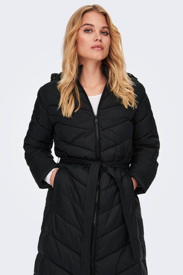 Only Doorgestikte jas ONLMAGGIE X-LONG PUFFER CC OTW met een capuchon