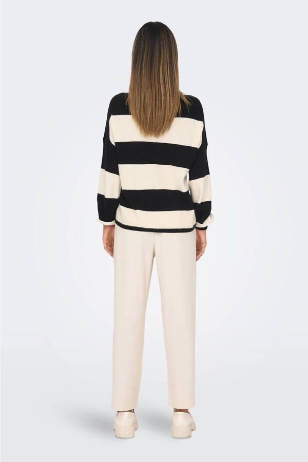 Only Comfort fit gebreide pullover met breed streepmotief en extra brede schouders modell 'ATIA' - Foto 2