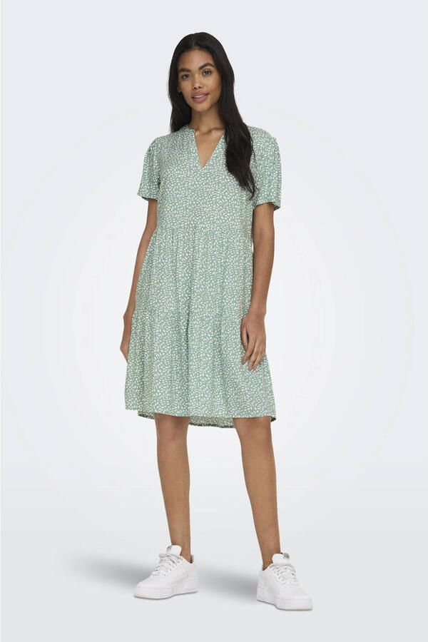 Only Zomerjurk ONLZALLY – Zomerjurk met V-hals en trapsgewijze volant - Foto 2