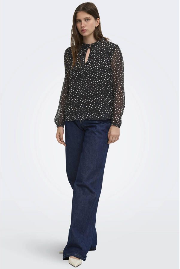 ONLY rechtvallende semi-transparante blouse met ruches en dierenprint zwart - Foto 2