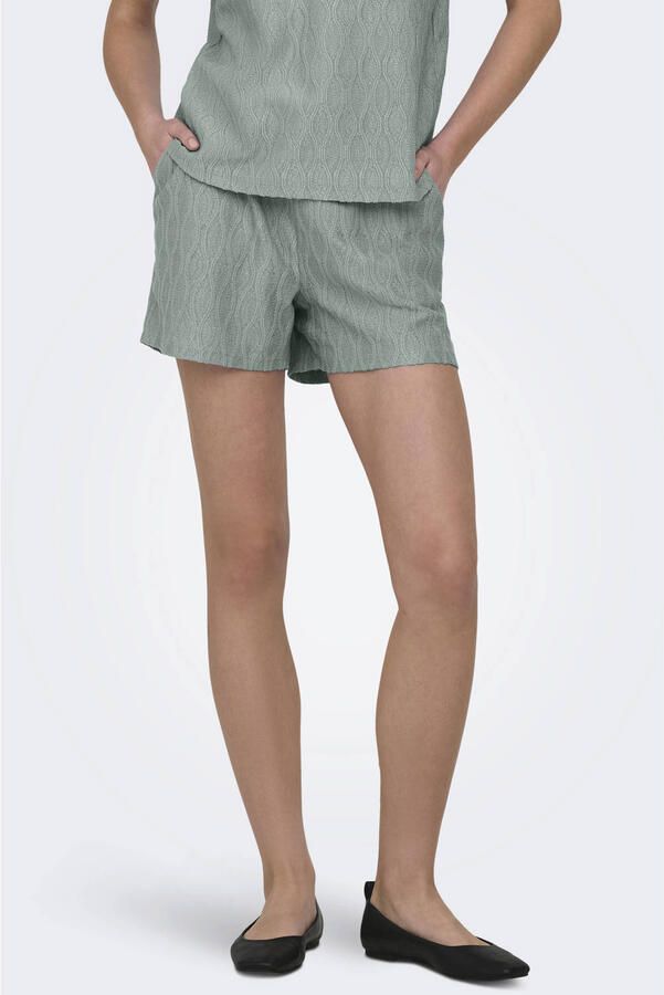 ONLY relaxed high waist casual short lichtgroen
