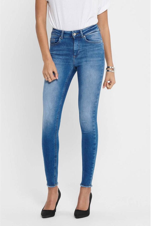 Only Ankle jeans ONLBLUSH – Enkeljeans met open zomen voor moderne looks Schuureffecten modieus skinny fit ronde hals regular fit