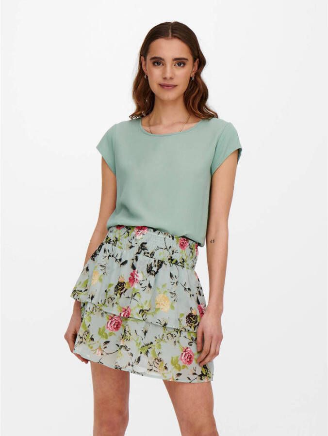 Only Blouse met korte mouwen ONLVIC – Vrouwelijke blouseshirt in losse vorm regular fit web kunstvezel ronde hals effen