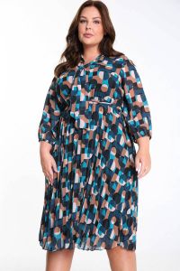 Paprika jurk met all over print en ceintuur blauw wit bruin