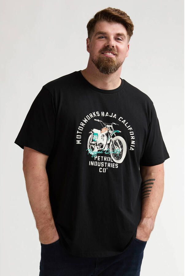 Petrol industries Plus Size regular T-shirt zwart