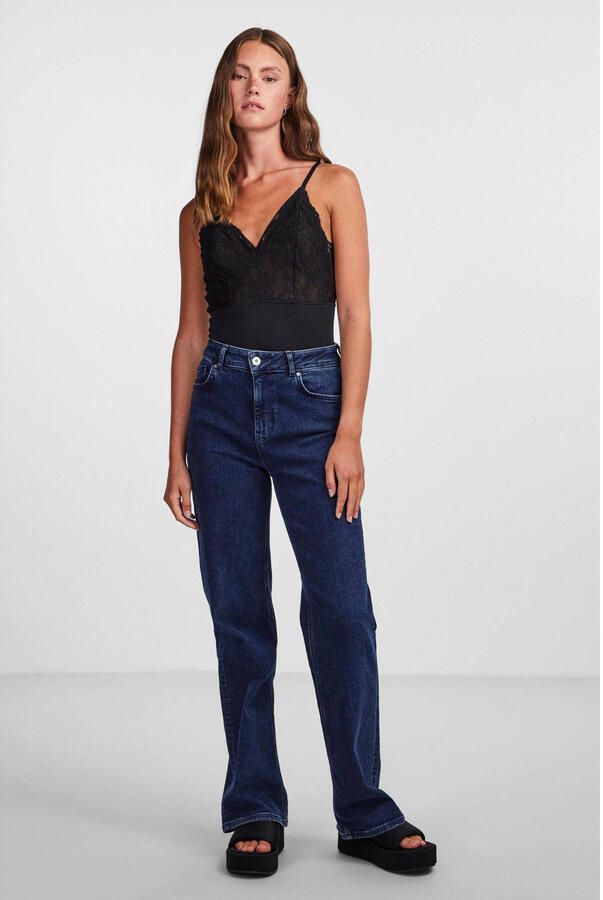 Pieces Body met kant model 'NICHELLE'