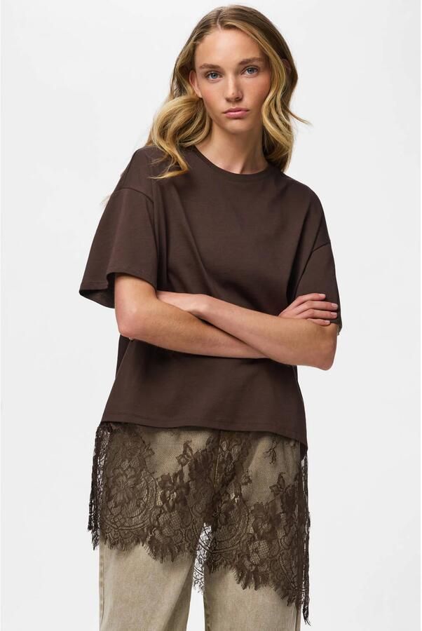 PIECES rechtvallend T-shirt donkerbruin