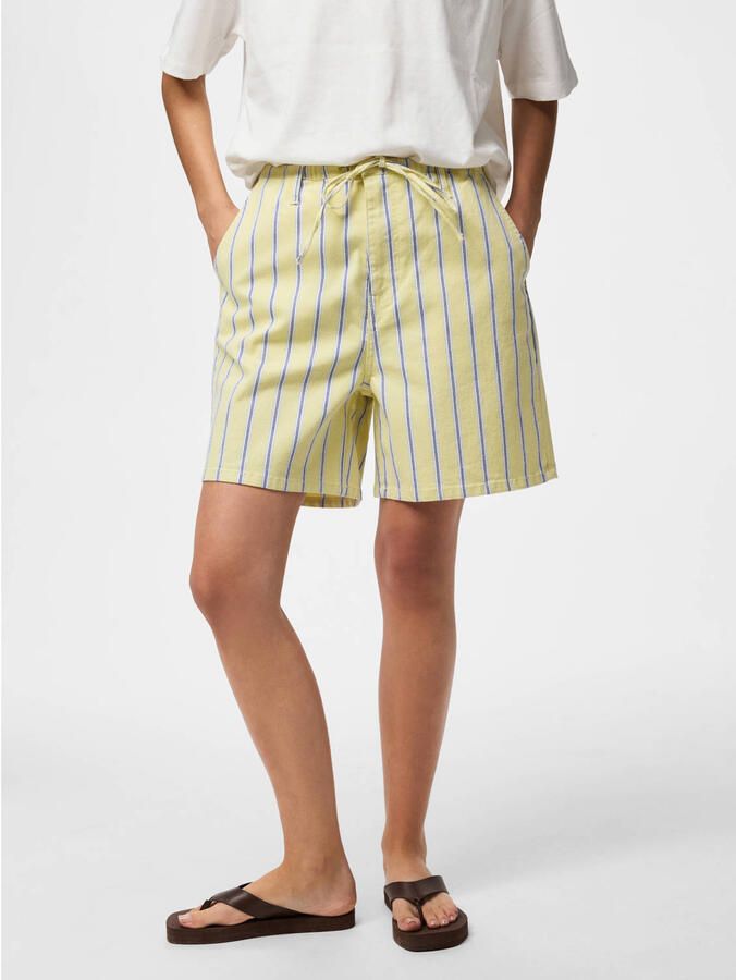 PIECES regular high waist gestreepte denim short lichtgeel