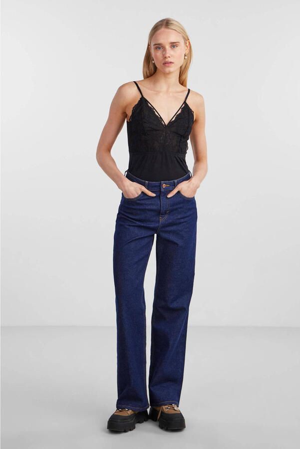 Pieces Top met bandjes en kant model 'NICHELLE' - Foto 2