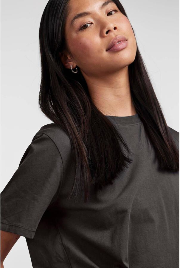 Pieces Shirt met ronde hals PCRIA SS SOLID TEE NOOS BC