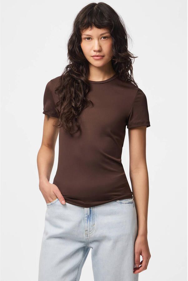 Pieces Slim Fit t-shirt met ronde hals model 'LULA'