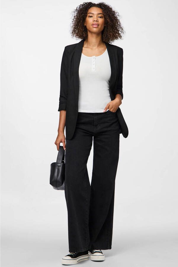 Pieces Slim fit T-shirt van katoenmix met kort drukknooppaneel model 'KITTE' - Foto 2