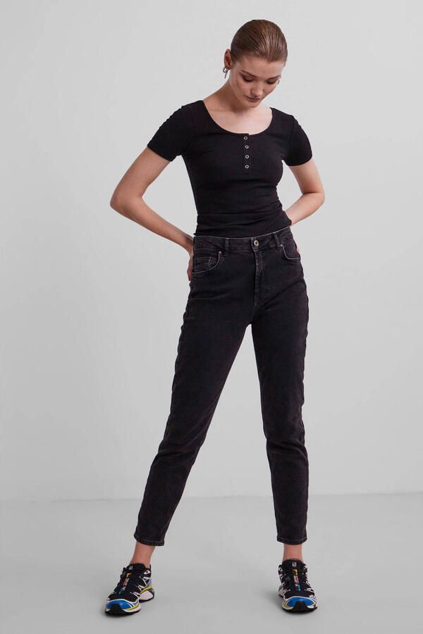 Pieces Slim fit T-shirt van katoenmix met kort drukknooppaneel model 'KITTE' - Foto 2