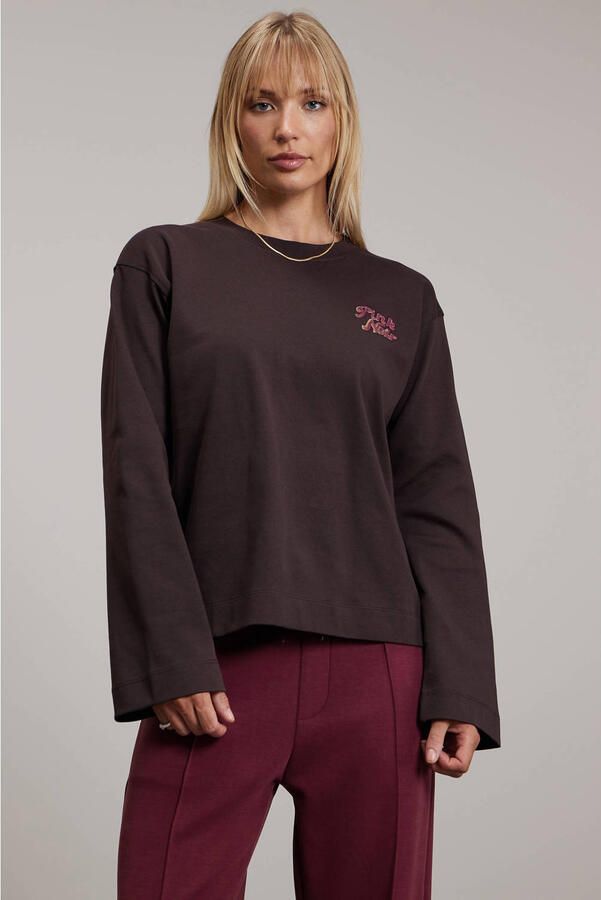 Pink Noir T-shirt met backprint bruin