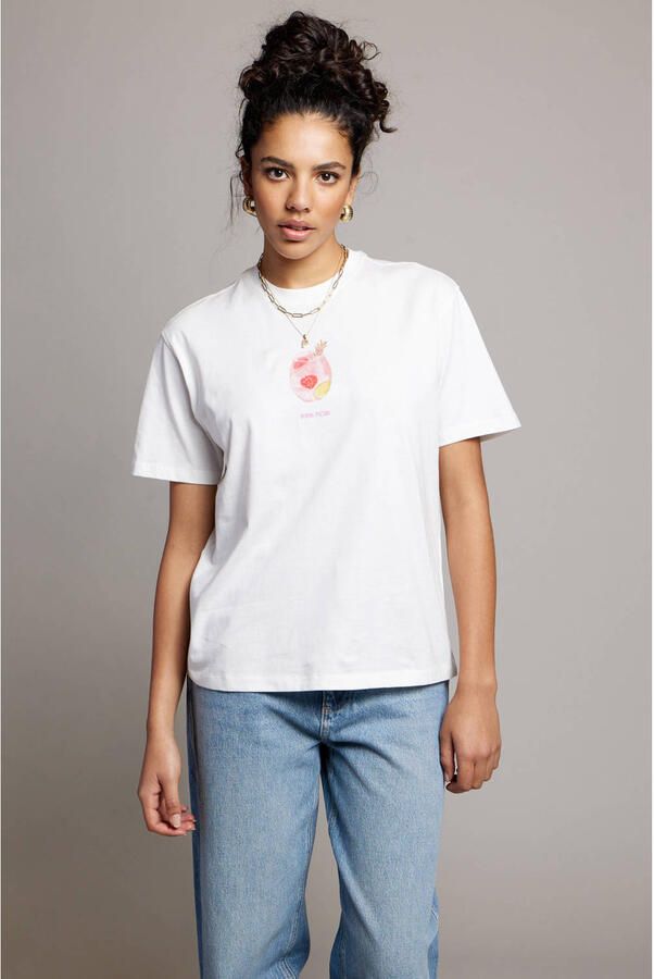 Pink Noir T-shirt met backprint ecru