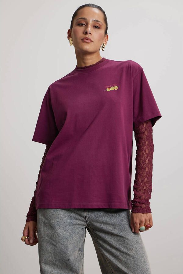 Pink Noir T-shirt met backprint