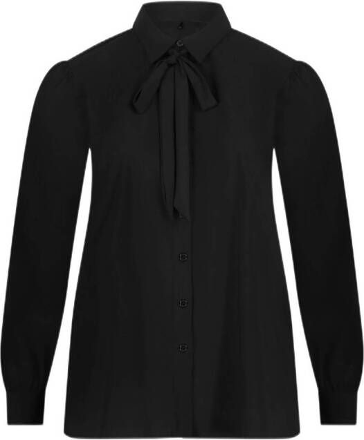 Plus Basics blouse van travelstof zwart