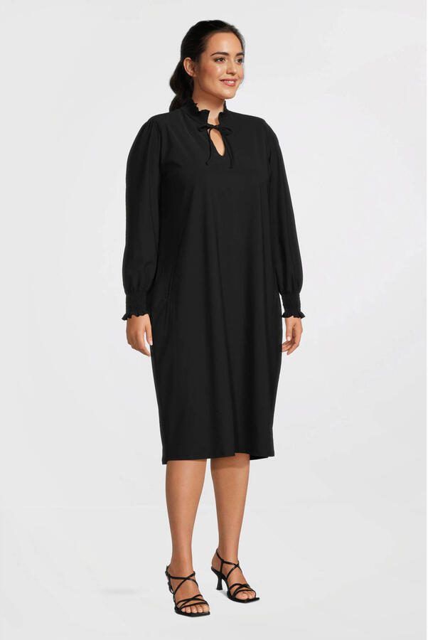 Plus Basics jurk van travelstof zwart - Foto 3