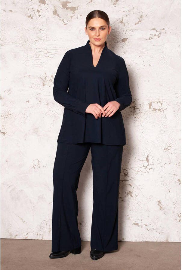 Plus Basics Klassieke Top Lange Mouw Zwart Dames
