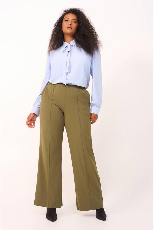 Plus Basics travelstof straight leg cropped broek olijfgroen