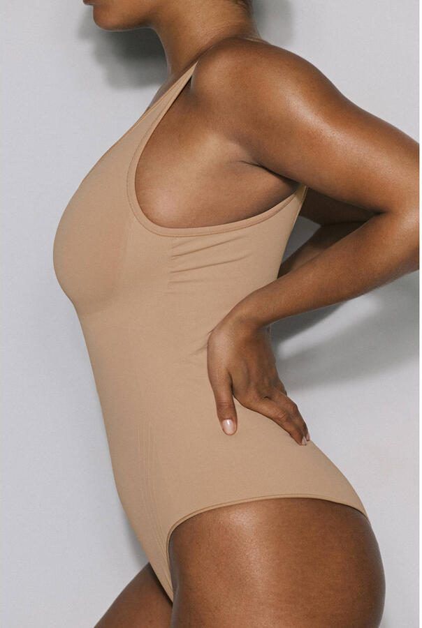 PrimaDonna medium corrigerende body Nudda lichtbeige - Foto 2